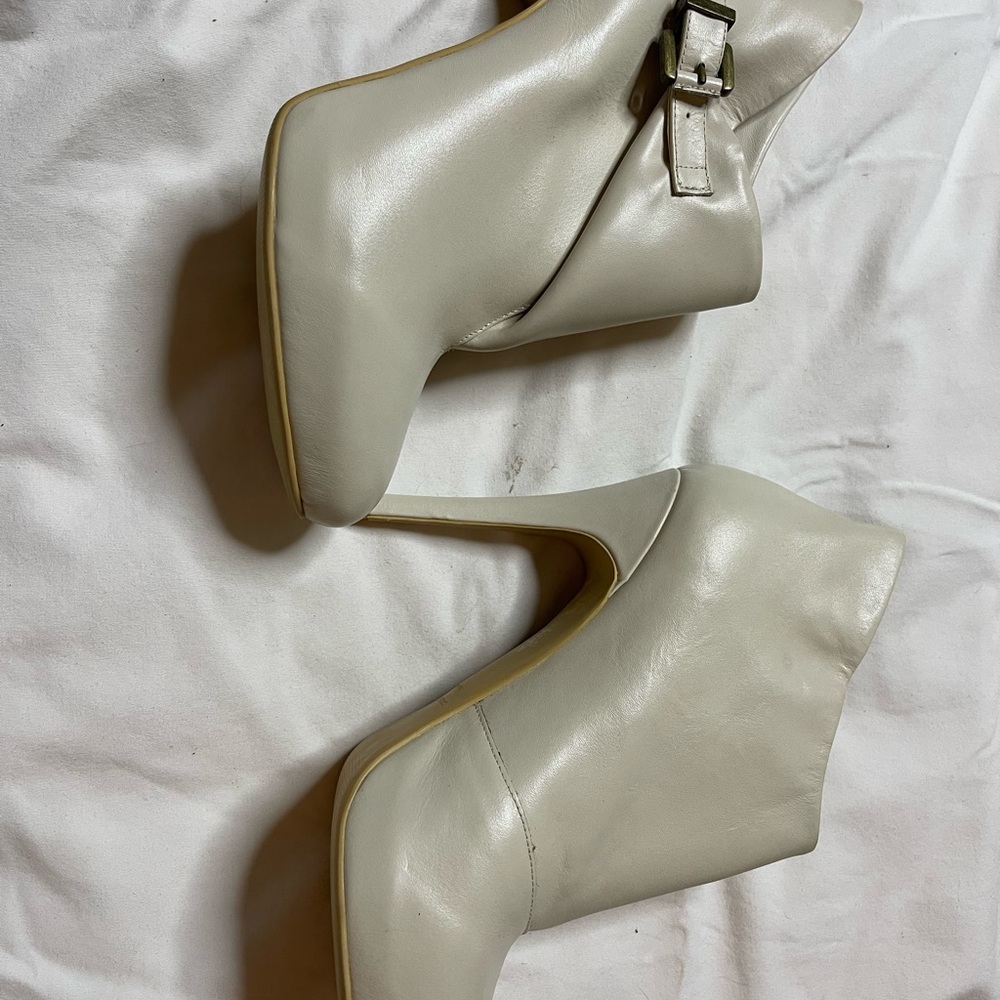 Colin Stuart Cream Ankle Boots